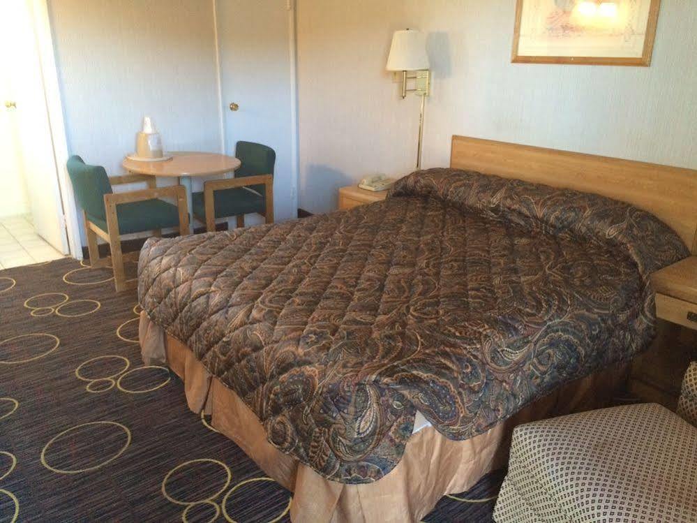 توكومكاري Almara Inn المظهر الخارجي الصورة
